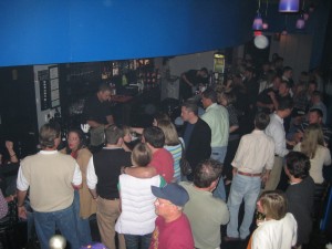 Fifty Fifty Lounge & Grill